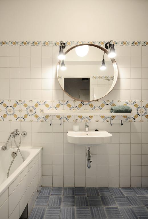 A Place Like Home Apartamenty Wiewiorcza กดัญสก์ ภายนอก รูปภาพ