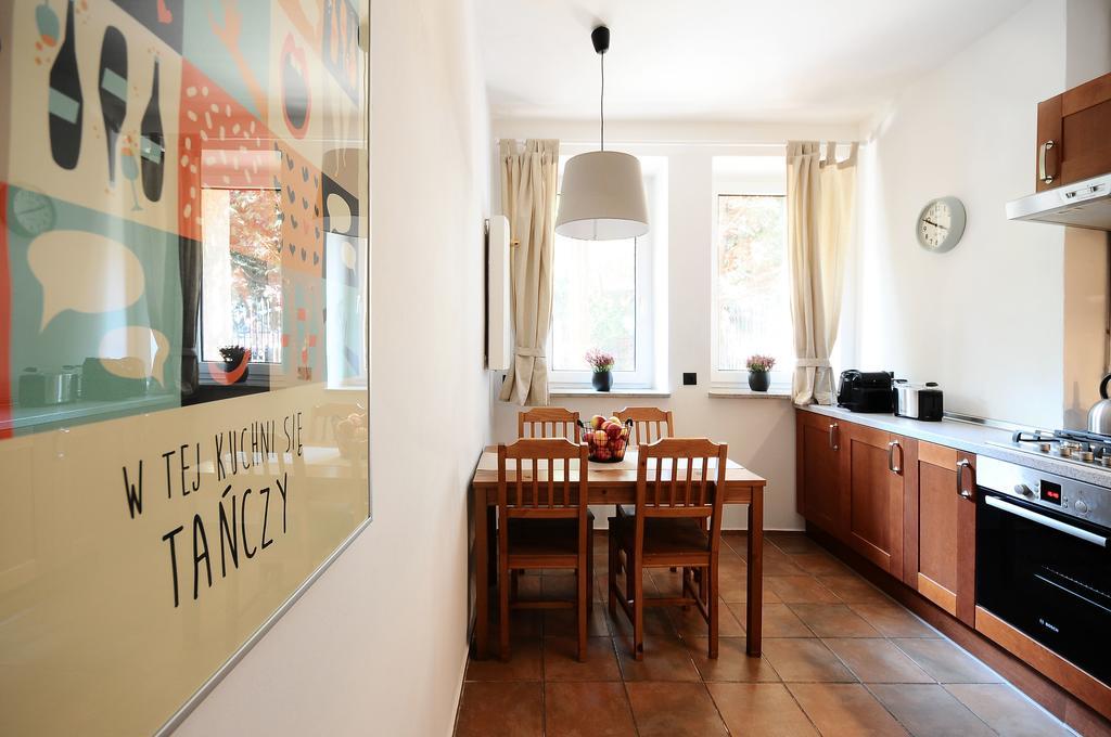A Place Like Home Apartamenty Wiewiorcza กดัญสก์ ภายนอก รูปภาพ