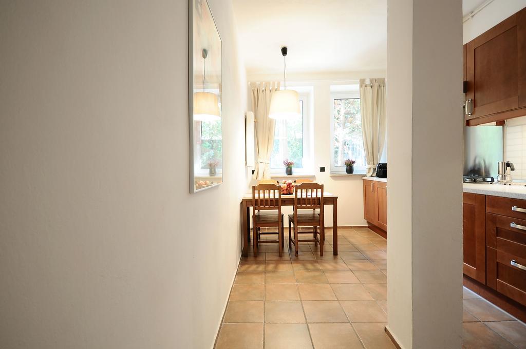 A Place Like Home Apartamenty Wiewiorcza กดัญสก์ ภายนอก รูปภาพ