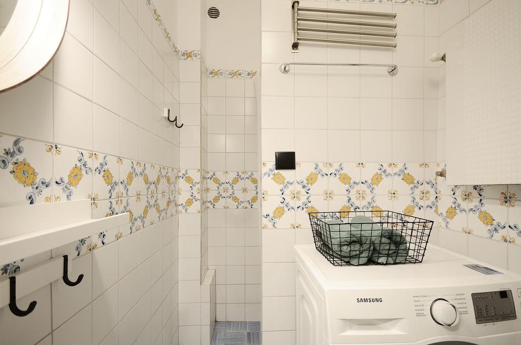 A Place Like Home Apartamenty Wiewiorcza กดัญสก์ ภายนอก รูปภาพ