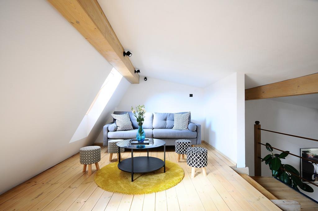 A Place Like Home Apartamenty Wiewiorcza กดัญสก์ ภายนอก รูปภาพ