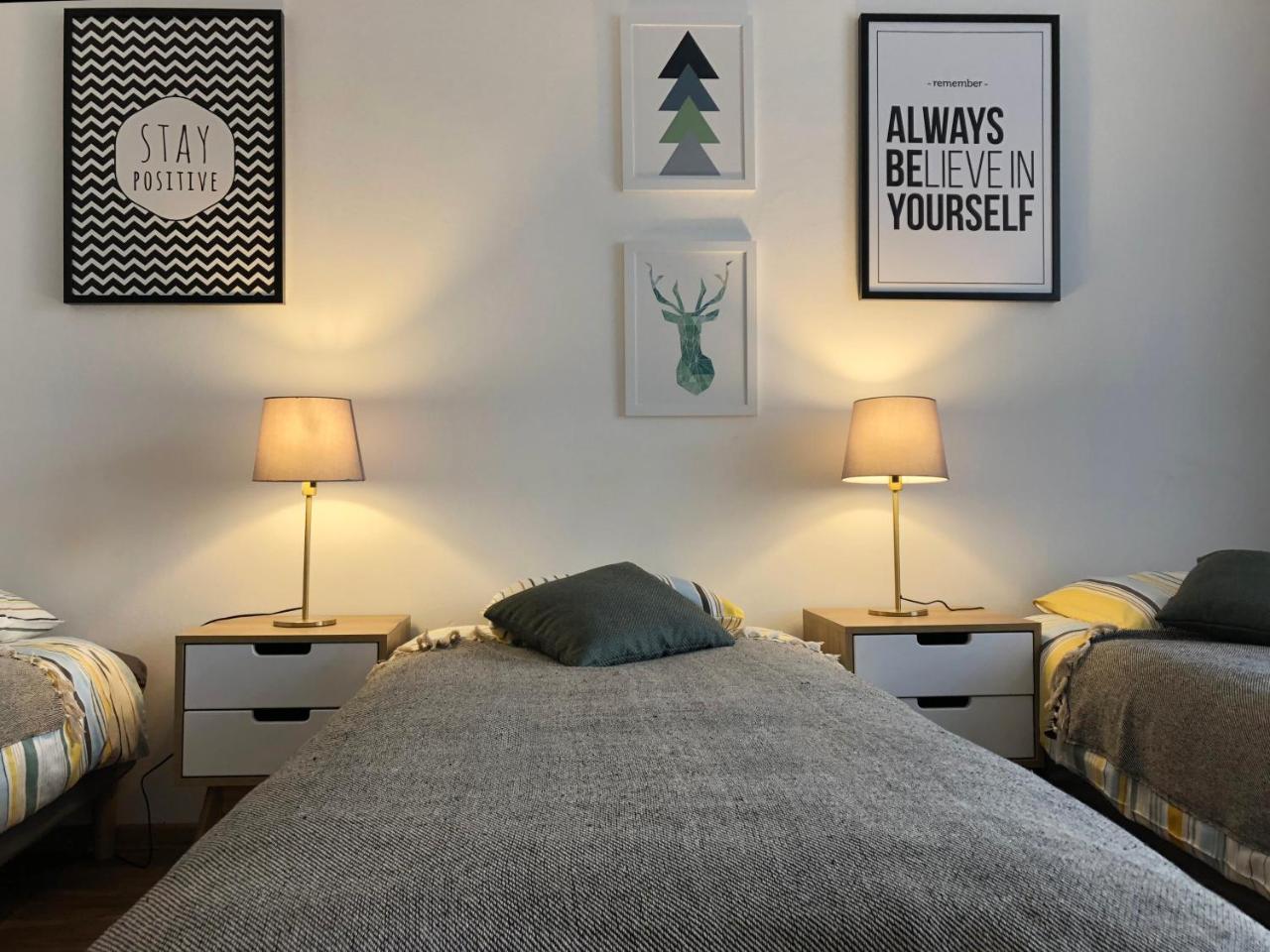 A Place Like Home Apartamenty Wiewiorcza กดัญสก์ ภายนอก รูปภาพ